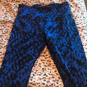 FINAL PRICE Blue and black Capri workout pants